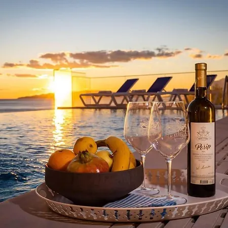 Beautiful Sea View Di Goya With Heated Pool