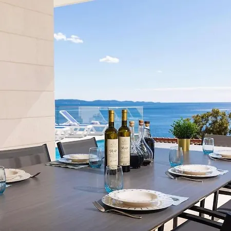 Beautiful Sea View Di Goya With Heated Pool Potomje