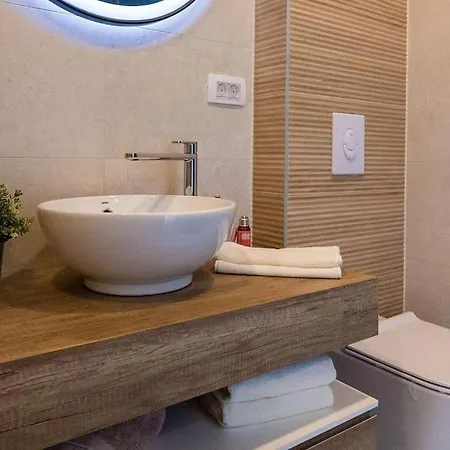 Villa Beautiful Sea View Di Goya With Heated Pool *
